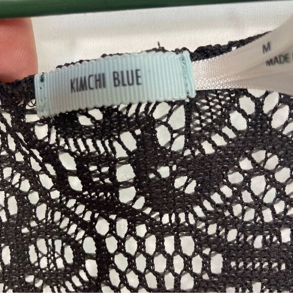 Kimchi Blue Black Lace Vest SZ M Festival Wear Sexy Feminine Crochet Layering - Picture 8 of 13